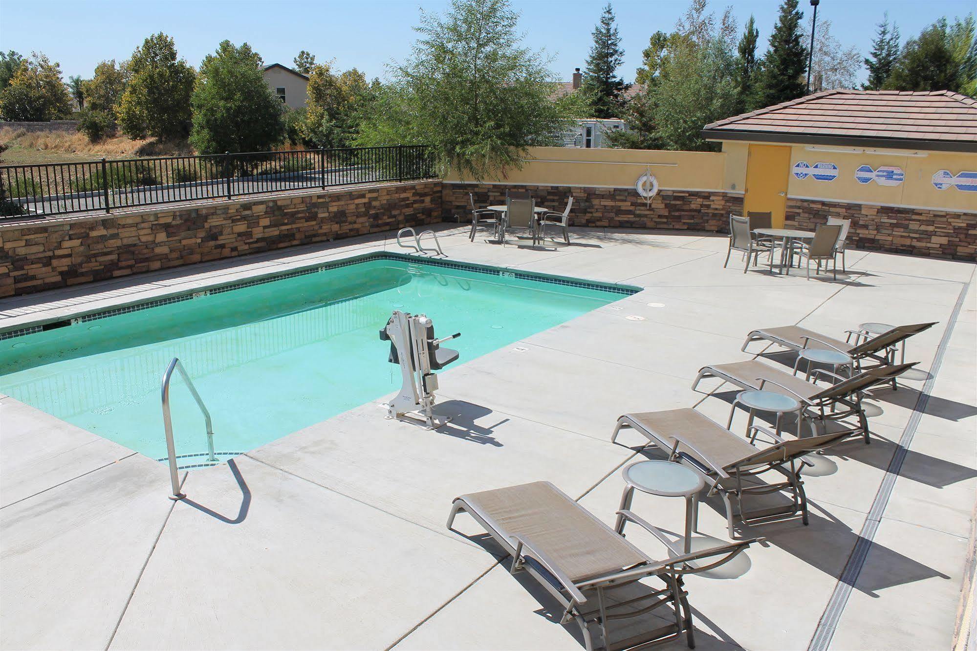 Davis Area By Ihg Dixon